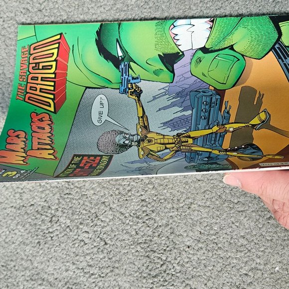 "Mars Attacks Vs. The Savage Dragon" Topps January 1997 Comic 3 of 4. - Picture 6 of 6